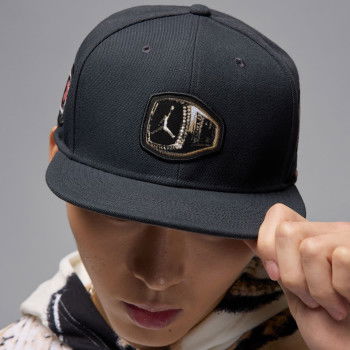 Boné preto Jordan Pro off