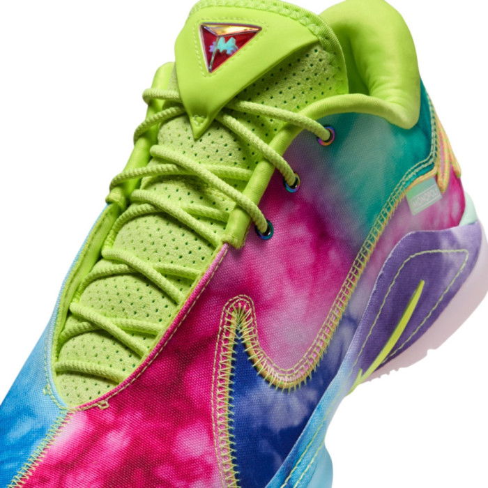 Nike Lebron 22 Monopólio