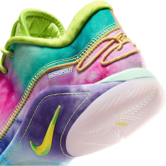 Nike Lebron 22 Monopólio