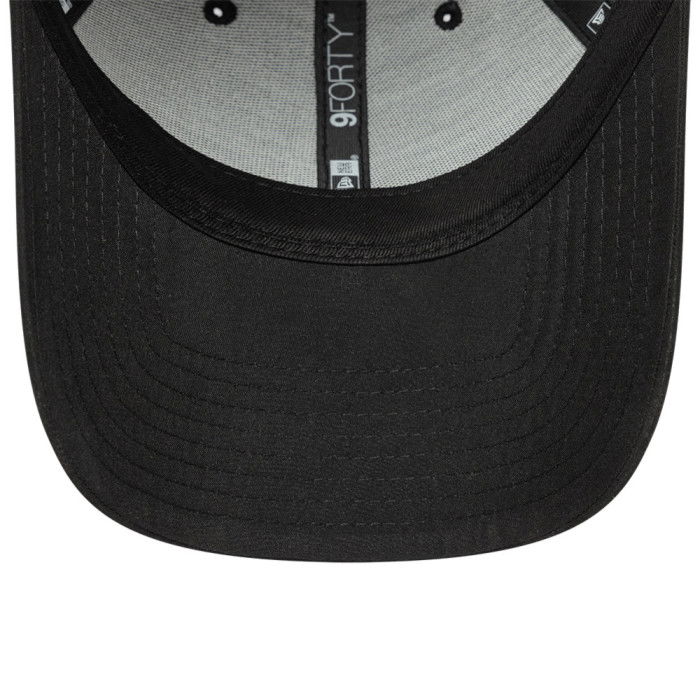 New Era MLB New York Yankees Tonal Flawless 9Forty Satin Black Cap