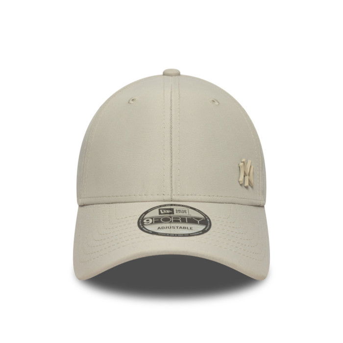 New Era MLB New York Yankees Tonal Flawless 9Forty Satin Beige Cap